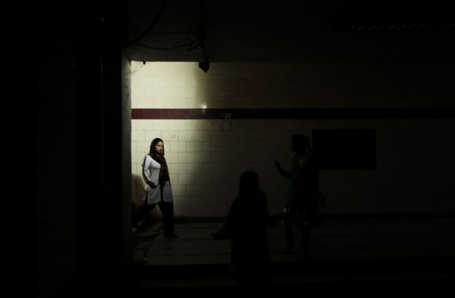 Νέο κρούσμα ομαδικού βιασμού στην Ινδία με θύμα 20χρονη φωτορεπόρτερ
